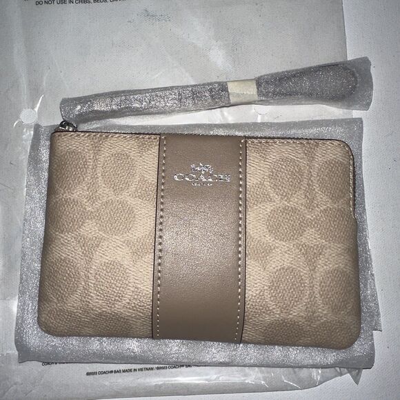 Coach Corner Zip Wristlet in Signature Canvas with Stripe Silver Sand Taupe - Picture 2 of 7